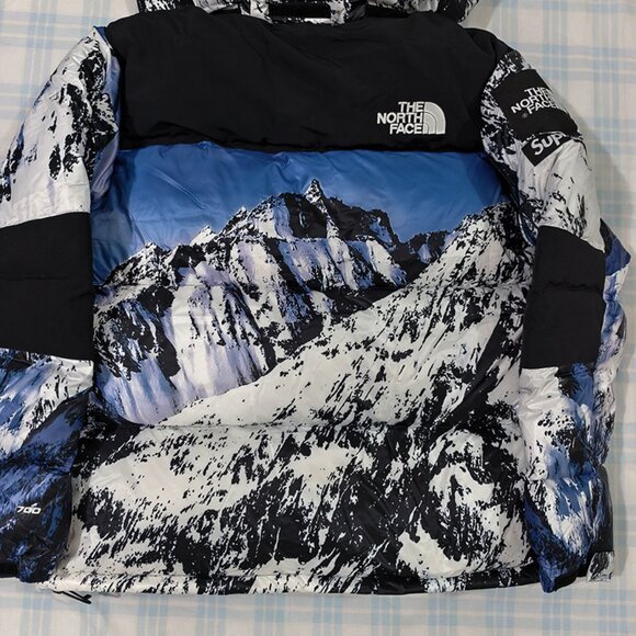 The North Face x Supreme Snow Mountain Print Down Jacket - Picture 8 of 13